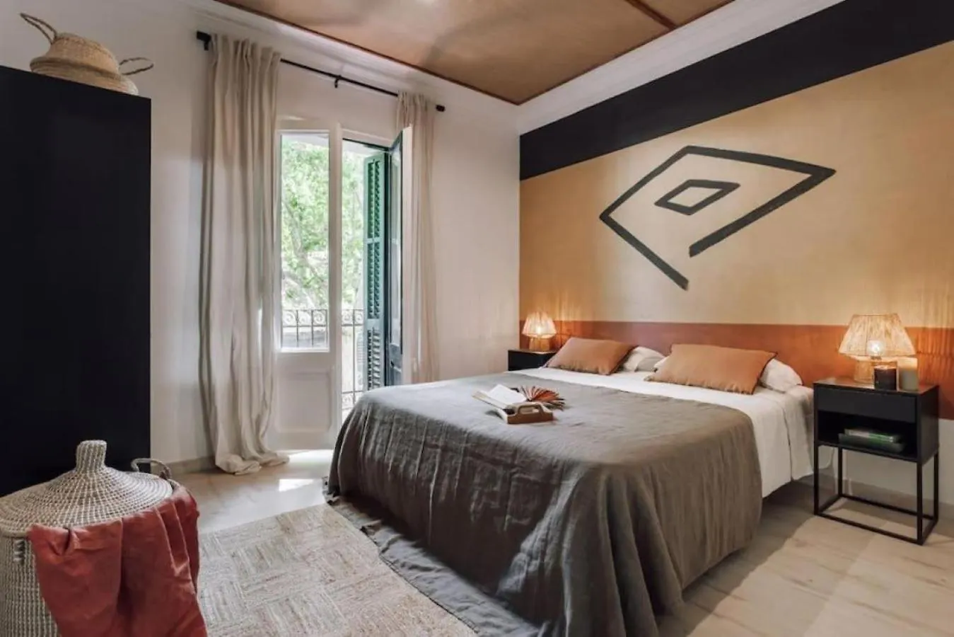 ברצלונה Zioba - 3 Bedroom And Balcony In Gracia דירה